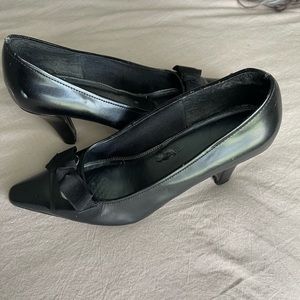 Vintage Black Kitten Heel